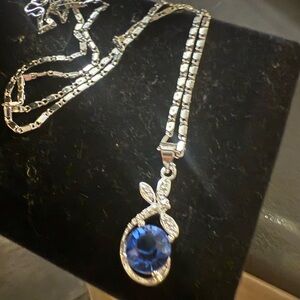 Elegant 925 Silver and Blue zircon Pendant Necklace